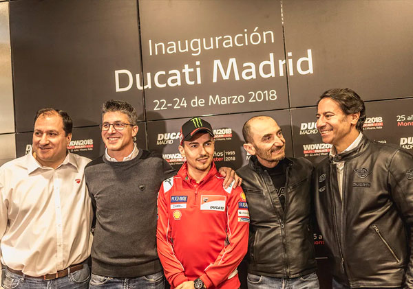 Enlace a Inauguración Ducati Madrid